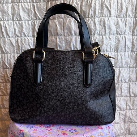 Dkny Heritage Coated Logo Leather Crossbody Satchel black/grey - Picture 2 of 10